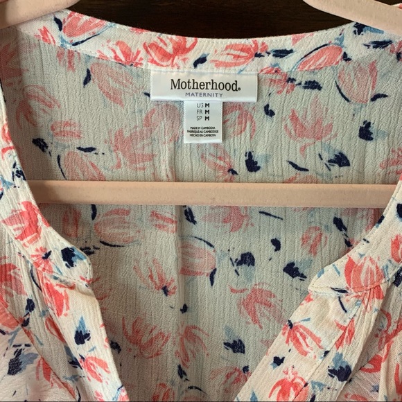 Motherhood Maternity Flutter Sleeve Tie Waist Top - Picture 2 of 3